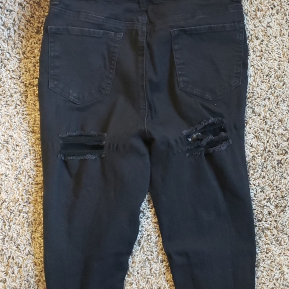 Super Ripped Black Jeans - Picture 3 of 4